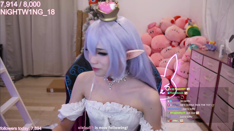 Mizkif steals Emiru's happiness