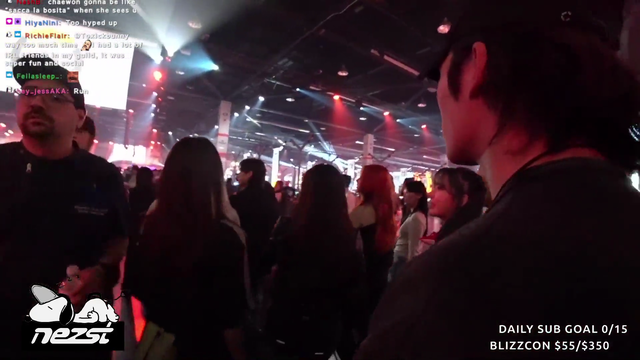 Streamer walking right next to Chaewon