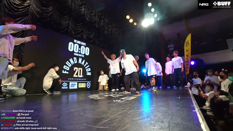 Joey witnesses one of the greatest closing moves at the Foundnation breaking event.