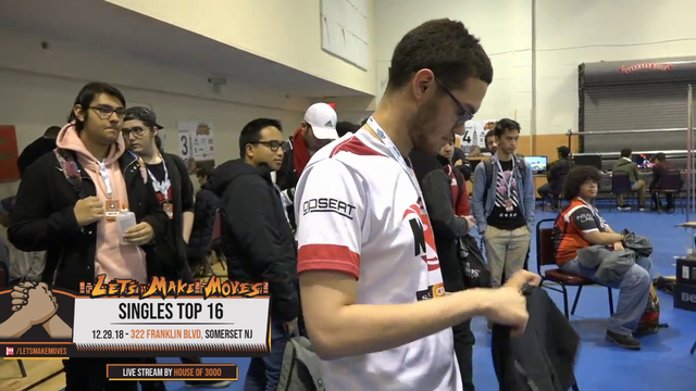 Smash bros audience member eating glue