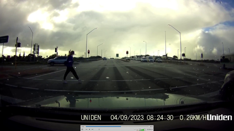 Pedestrian near miss with Bus caught on DashCam