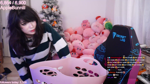 Emiru Talks about her Struggle with mental illness