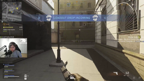 Sneaky's team mate gets a Loadout