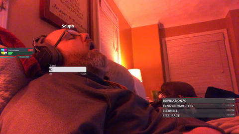 Man wakes up after sleeping for 3 hours on stream to find he has 200 viewers