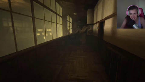 alexandra falls after a jump scare