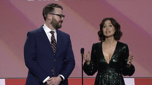 DICE Awards hosts throw shots at Blizzard