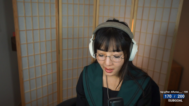 streamer was scared by her mom