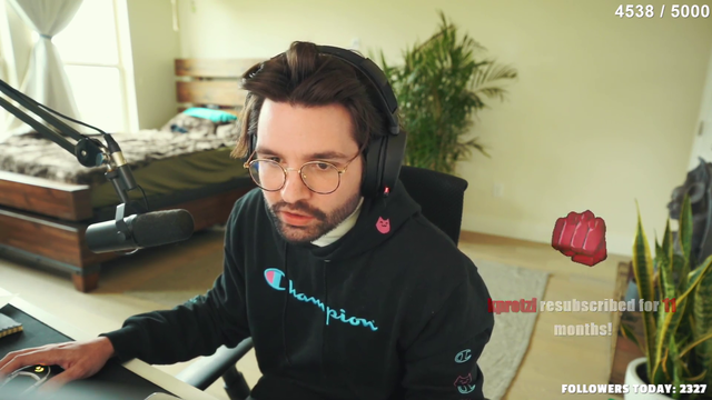Cyr's epic reaction to being the 27th most watched stream on Twitch on 10/12/2021 at 5:11 PM CDT