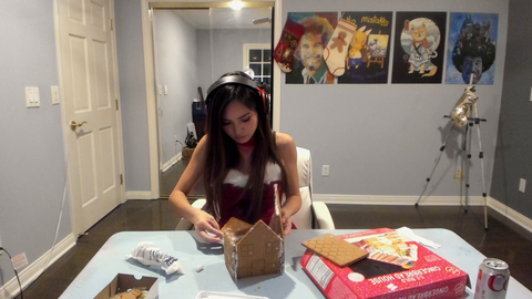 Nutcracker builds a gingerbread house