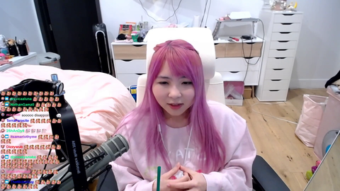 Yvonnie Says That Fed Only Slept on Girls Bed