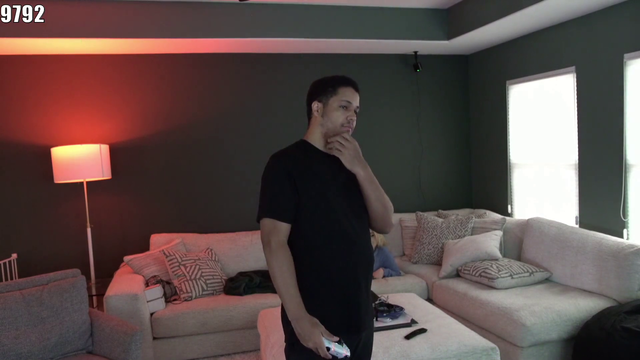 Nick swings on Malena monkaW