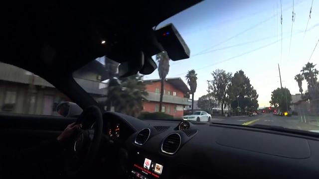 jakenbakeLIVE driving viewer Porsche