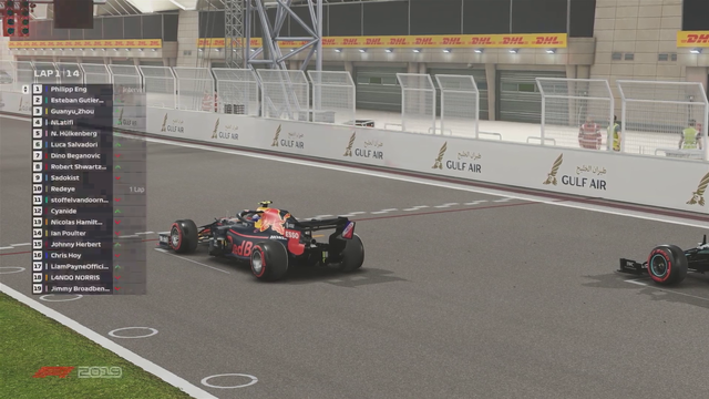 Chaotic start to official F1 Bahrain Virtual Grand Prix