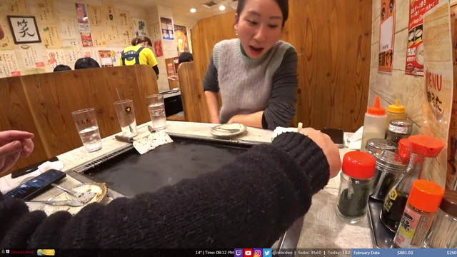 Robcdee eating japanese senbei krispies