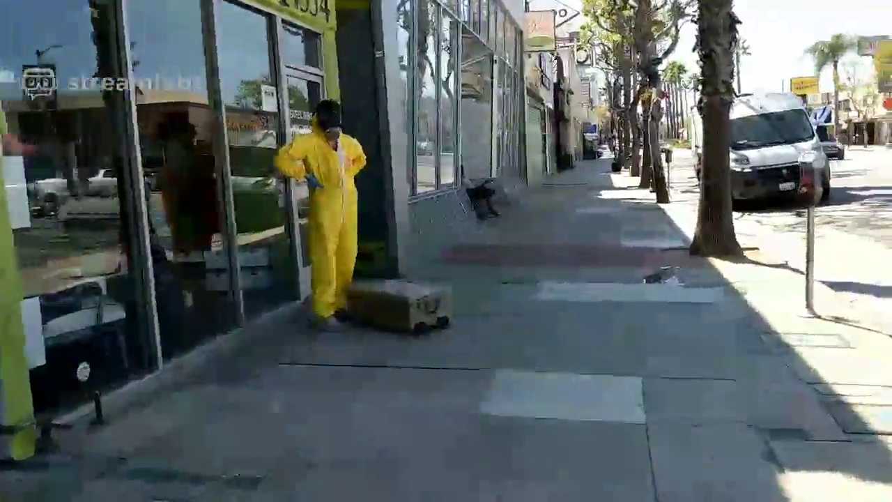 Adrian trading yeast from a guy out of his chat