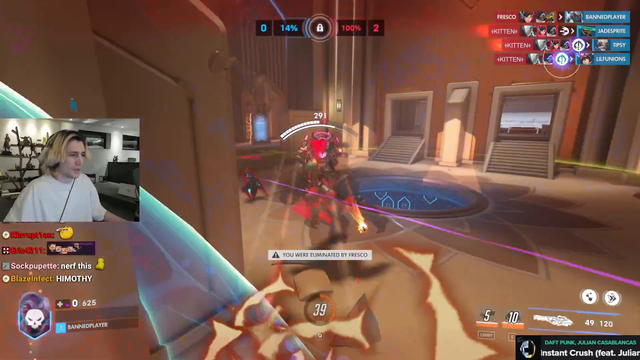 XQC returns to Overwatch