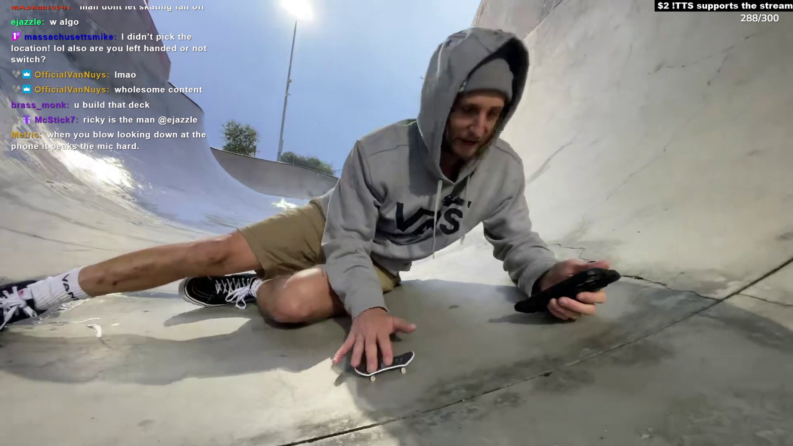 Pro skater shreds the skatepark