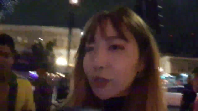 She doesn't know PepeLaugh