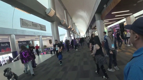 Awkward encounter with XQC