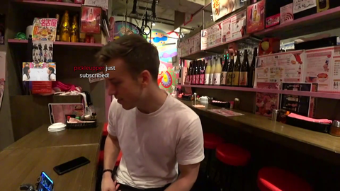 Waiter trolls Jake
