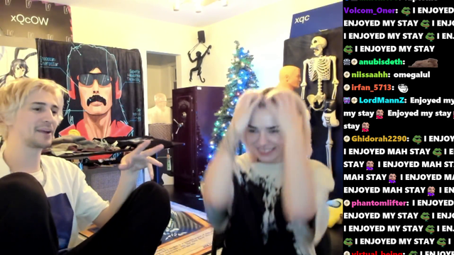 XQC W kiss
