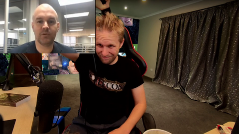 Quin69 shaves his head after failing to beat Minecraft