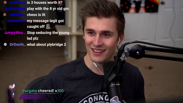 Ludwig shows a surprise to chat while explaining his theory of Hikaru begging xQc to accept chess training