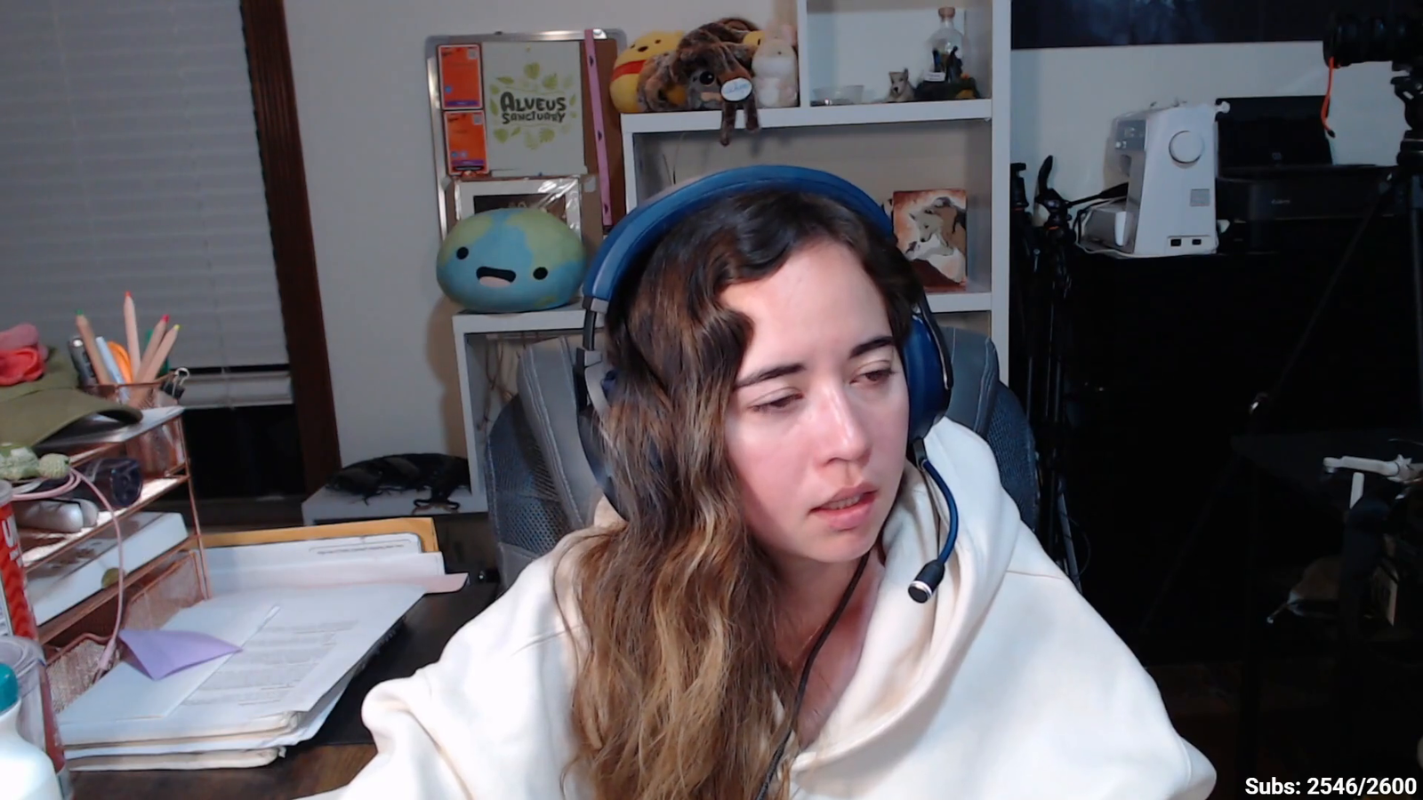 Maya casts a spell