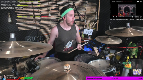 When your a small streamer, and you get a 5k host