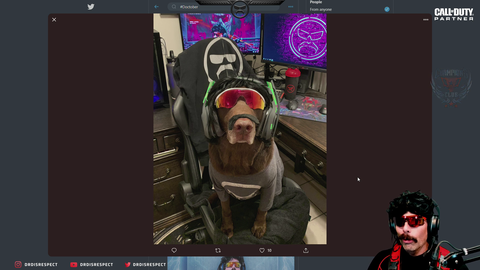 DrDisrespect reacts to DrDisrespect costume.
