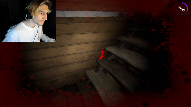xQc plays devour (jump scare)