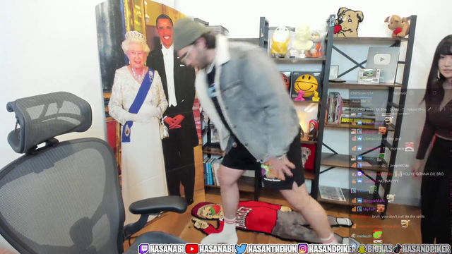 Boomer attempts to do the splits for the fist time in 40 years