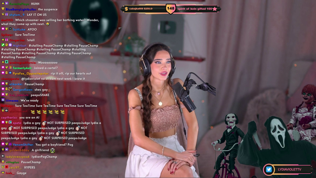 Lydia Violet Reveals Her Boyfriend and Everyone Leaves the Stream