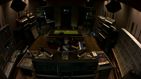 Deadmau5 Accidentally Recreates Sandstorm