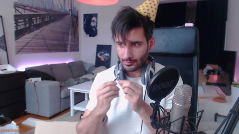 NymN eats a crayon