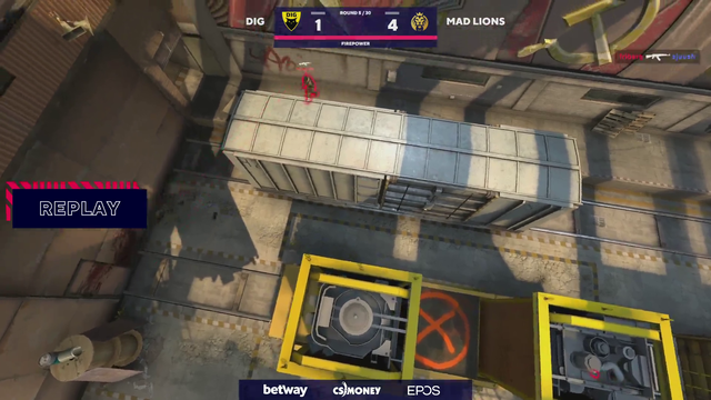 CS pro fistbumps his teammates in the current online era