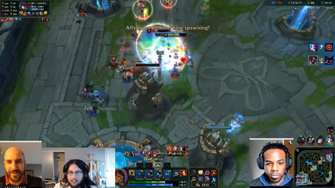 WWE Star clutching playing with Imaqtpie