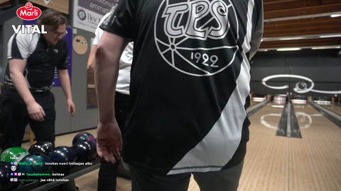Streamers IRL setup caughts fire during bowling competition