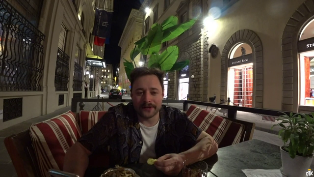 Rich talks about why he loves Mia