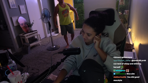 T1 hits 1k chess rating