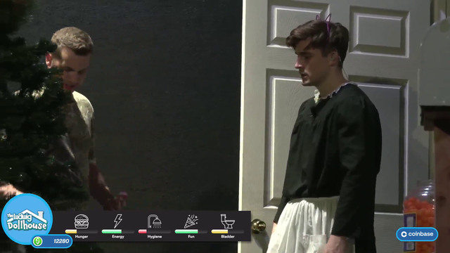 Chat votes for Ludwig to be flirty with guest