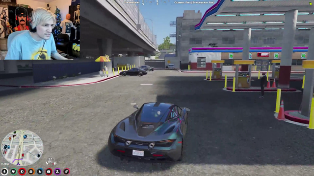 xQc meets up with adept in his Mclaren
