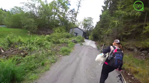 Nick and Malena had a visitor while fishing in Norway.