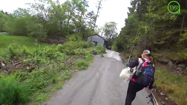 Nick and Malena had a visitor while fishing in Norway.