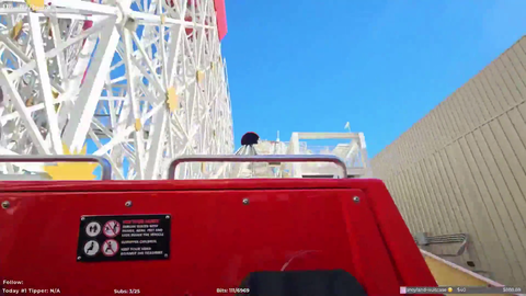 Bunchijumpi Stuck on a Roller Coaster @ Disney California Adventure Park on Halloween!