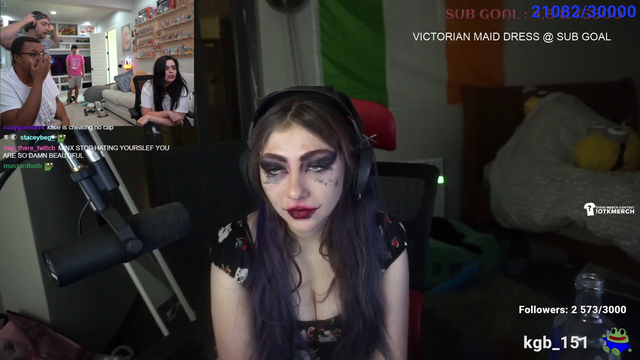 Kaceytron loses Russel to Minx but!