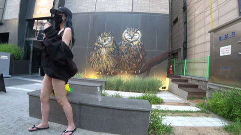 Girl vs the wind