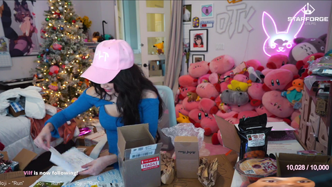 Least cringy Emiru viewer