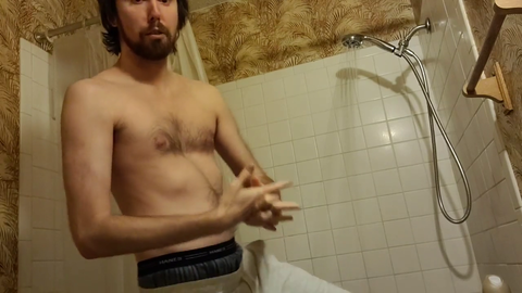 World Of Warcraft addict finally gets a shower