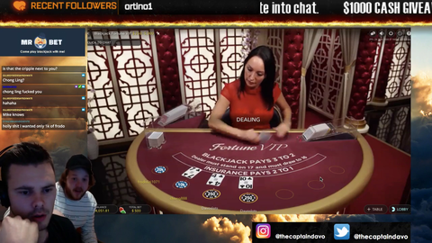 Guy hits longest hand in Blackjack